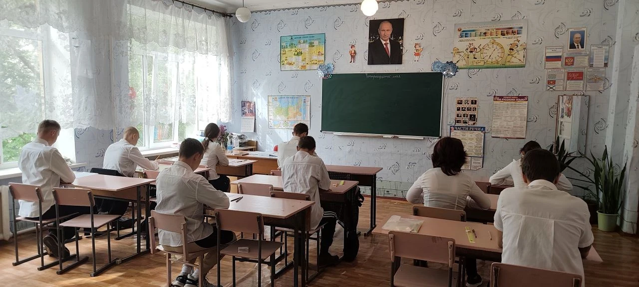 📚 Важная пора стартовала!

14 мая в нашей школе началась горячая экзаменационная неделя. К финишной