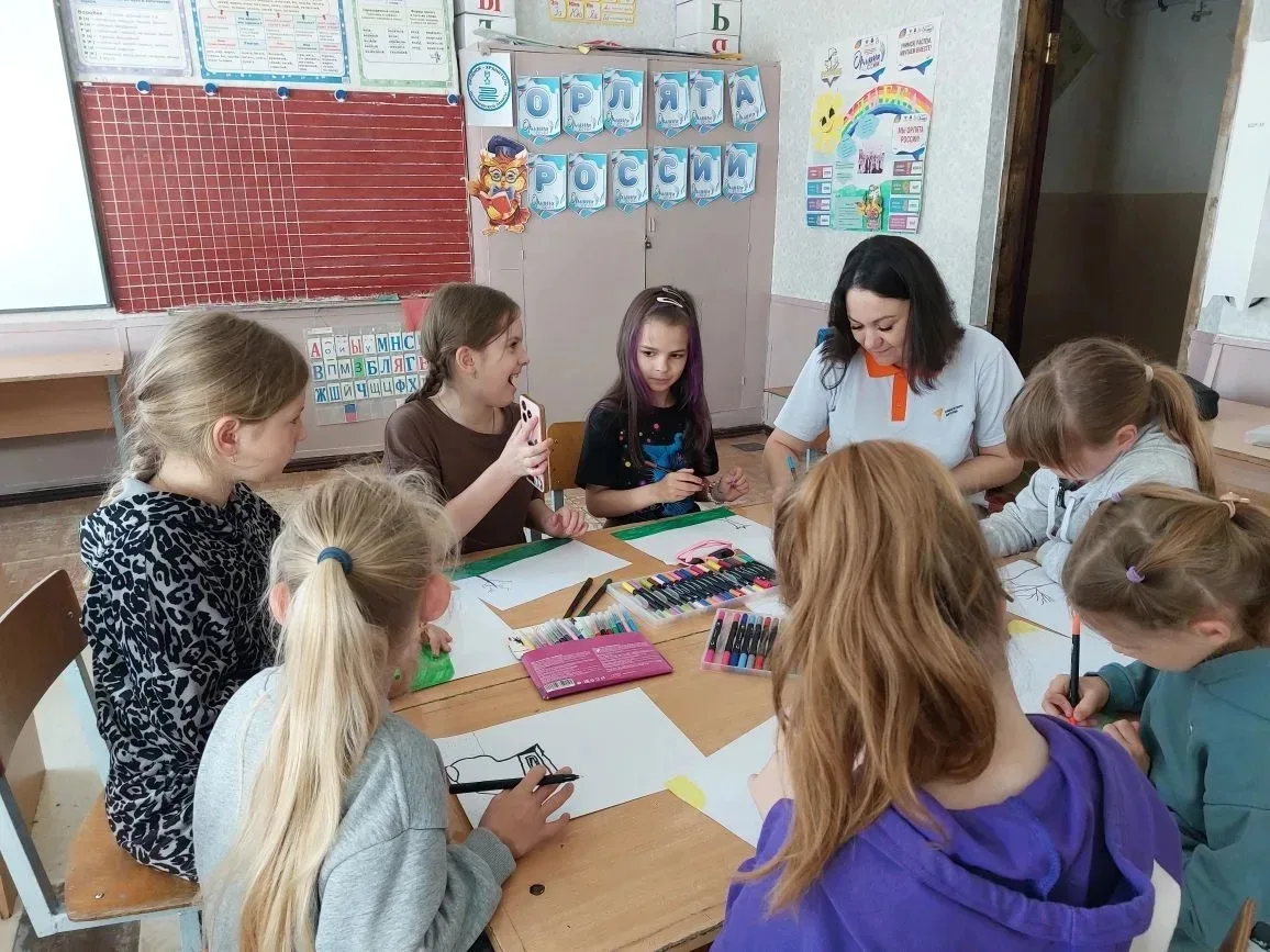 Лето начинается с улыбок! 🌞🎨