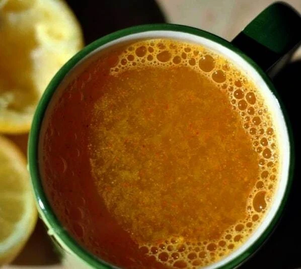 Эти напитки снижают риск заболеть раком  ✅ Целебный напиток с куркумой и лаймом  Необходимые ингреди