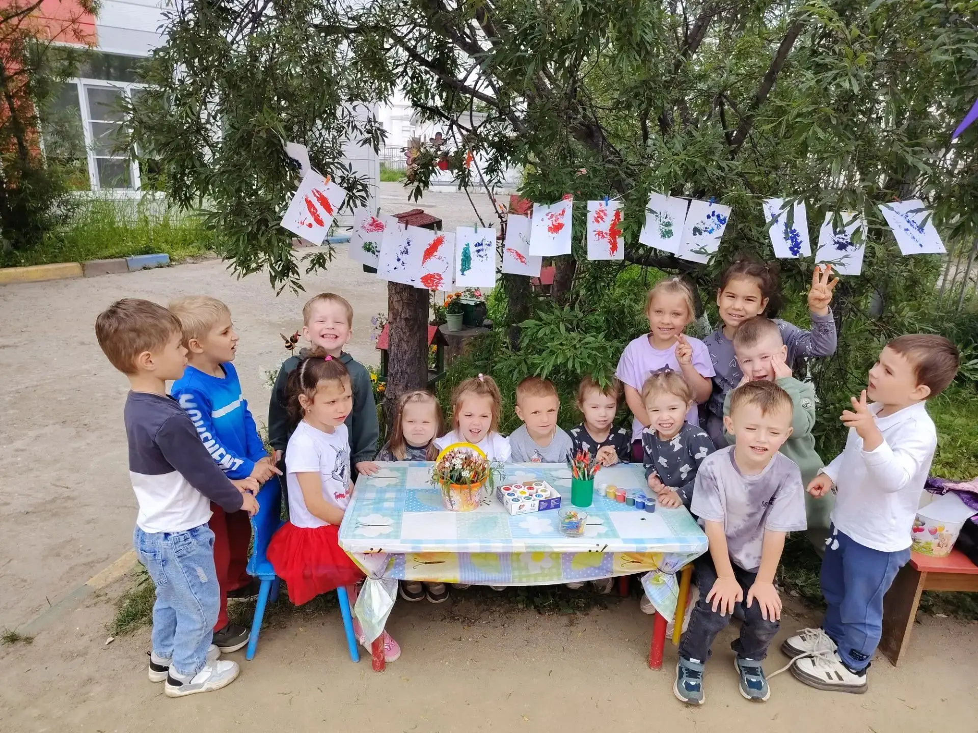 Веселая прогулка в группе «Солнышко»