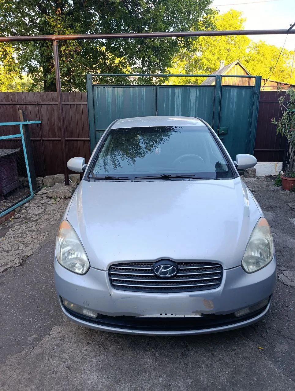 Продам HYUNDAI accent 2007 года , мотор 1.4  газ/бензин , кпп механика 5 ступеней ,проб...