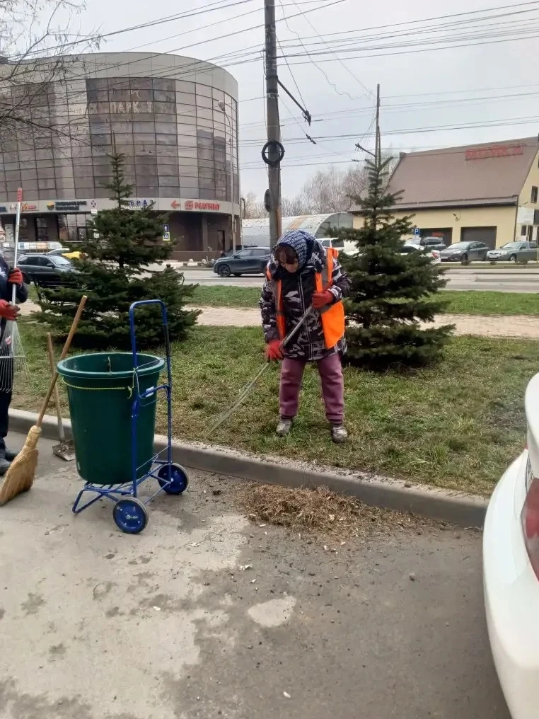 🌞 Каждый день, без исключений, наши дворники выходят на работу, чтобы поддерживать чистоту и порядок