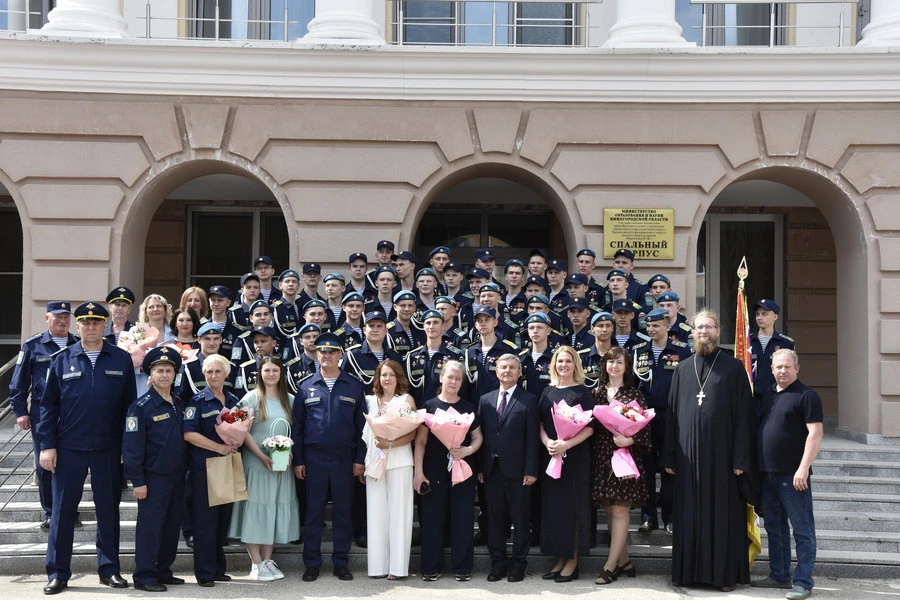 ПОСЛЕДНИЙ ЗВОНОК В НКК 🎓🔔🎈

23 мая на плацу Нижегородского кадетского корпуса имени генерала арми