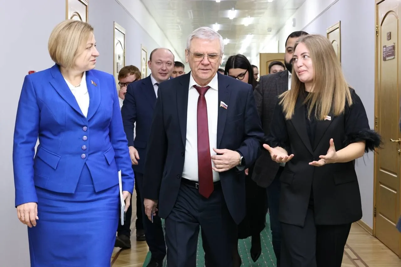 Сегодня отмечается День единения народов России и Беларуси. Этот праздник двух братских народов был 