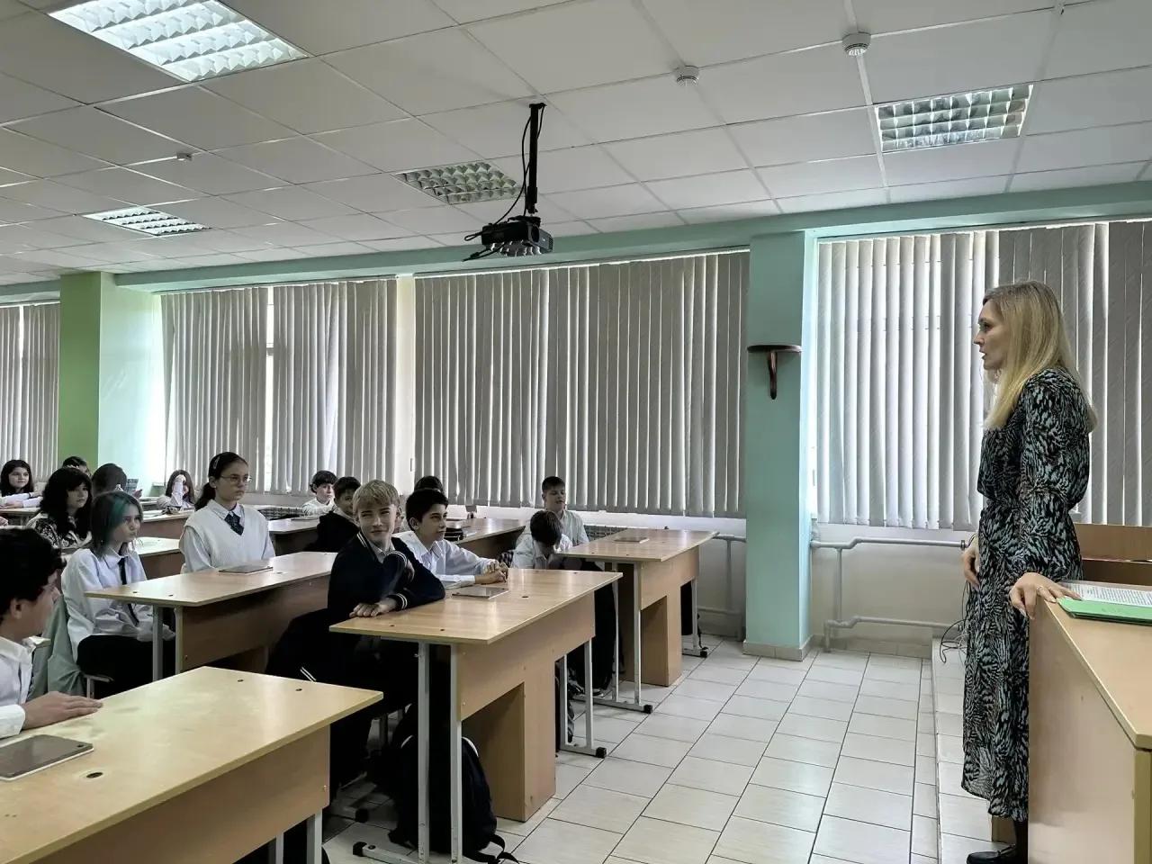 💚 В нашей школе с пользой прошла «Неделя психологии»!  Эти семь дней были наполнены заботой о внутре