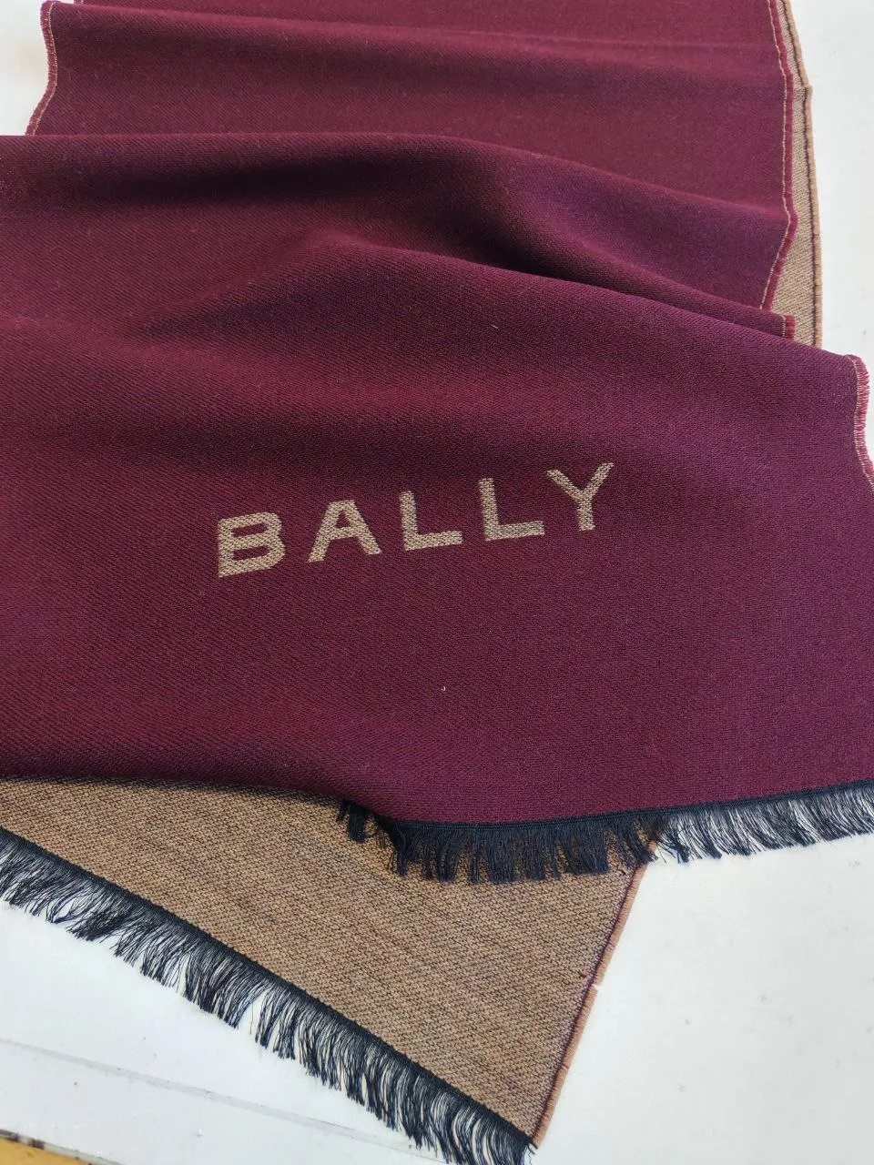 Шарф Bally
