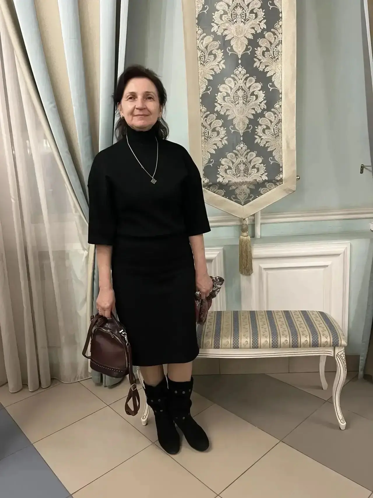 Наш педагог и руководитель школьного музея, Чернова Елена Викторовна, заняла 1 место в конкурсе школ