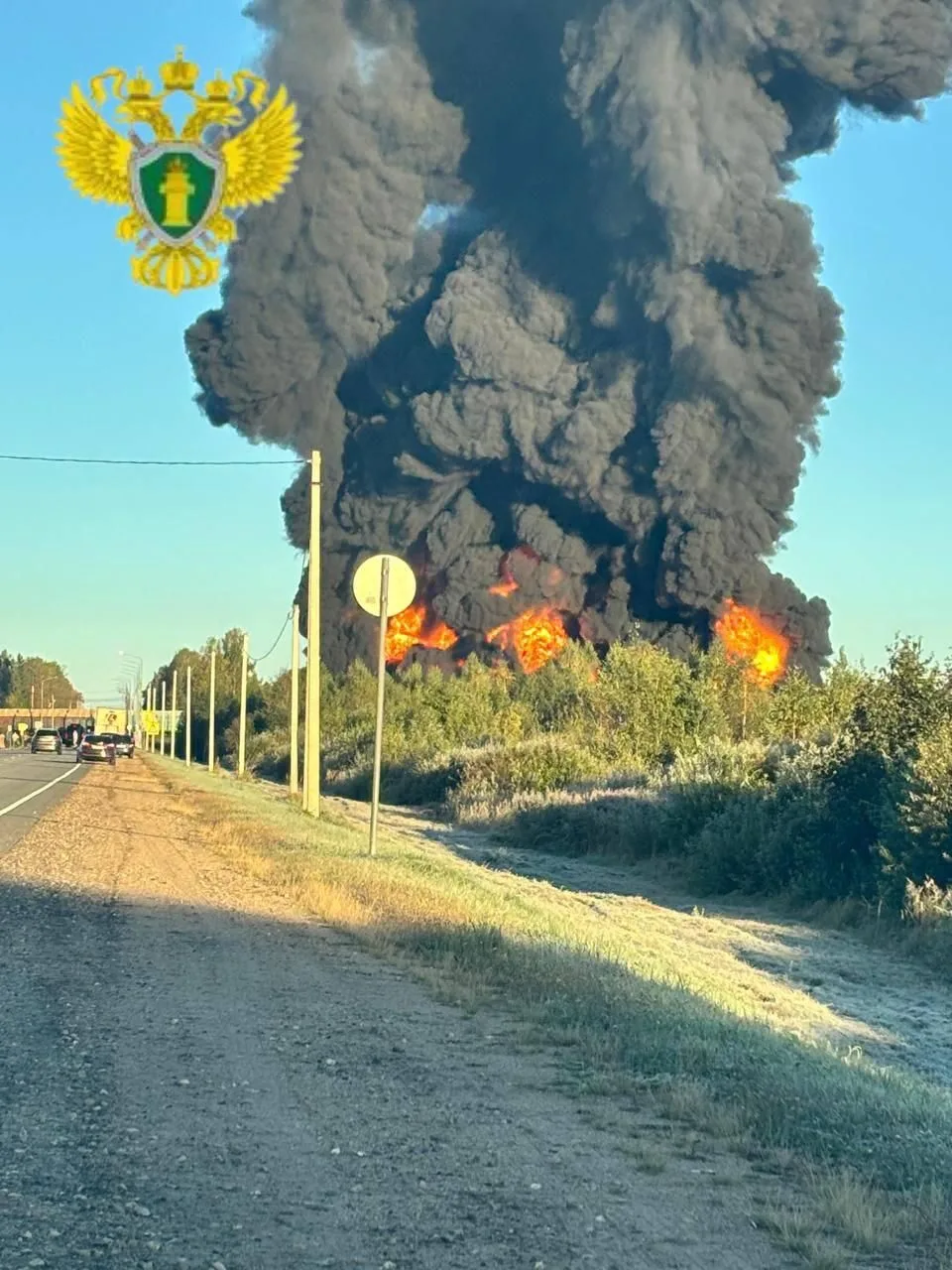МВД назвало причину столкновения поезда с грузовиком в Смоленской ...

🚒 В Новой Москве ликвидирова