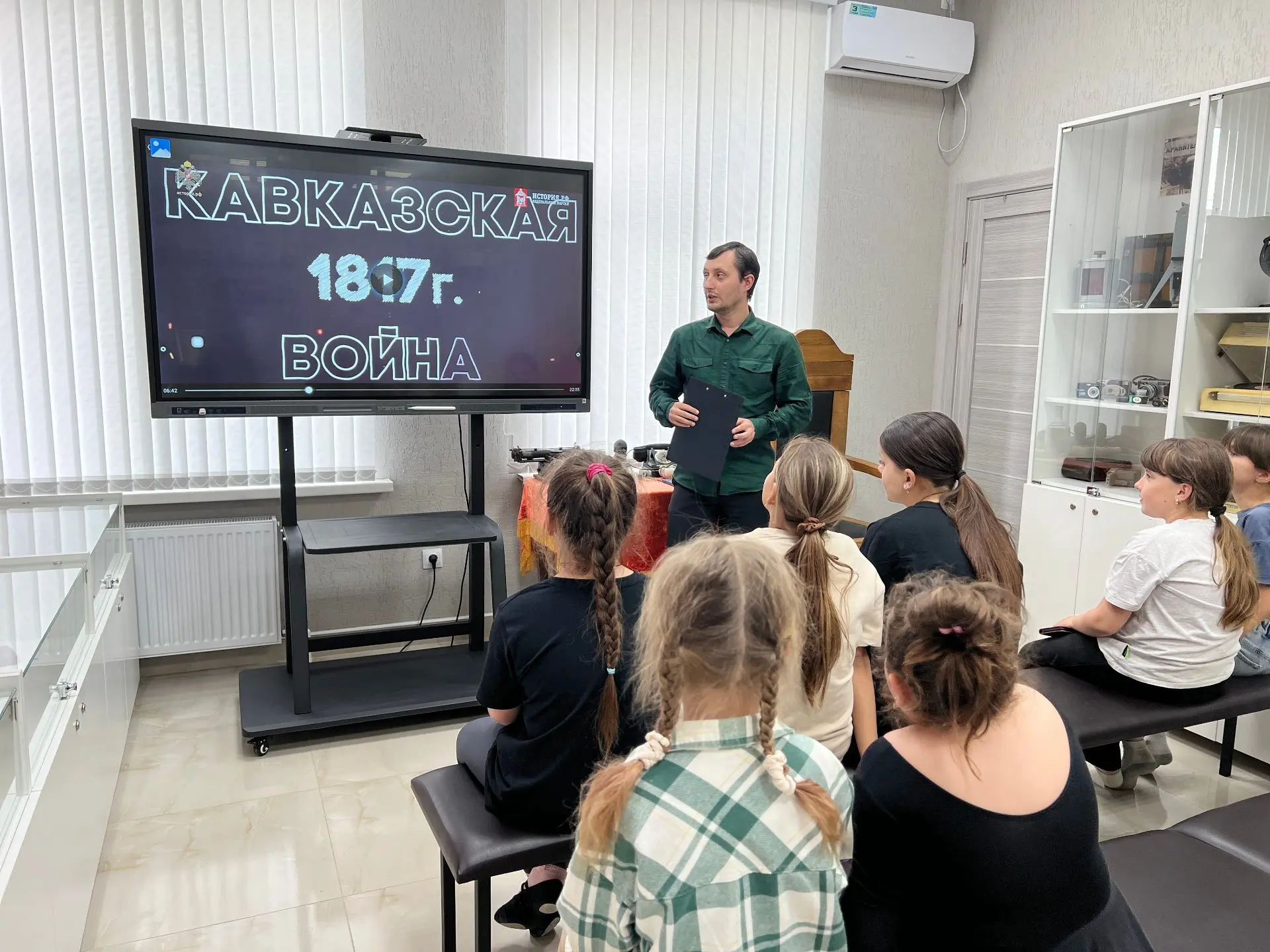 В Келермесском музее истории казачества прошёл Час памяти «Трагедия и подвиг Кавказа», ...