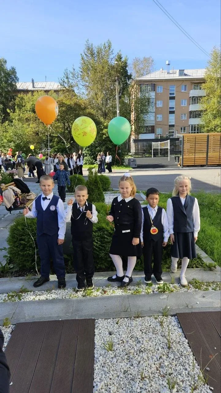 Наши ребята-подготовишки ушли в школу. Хотите увидеть, какими красивыми они были в День...