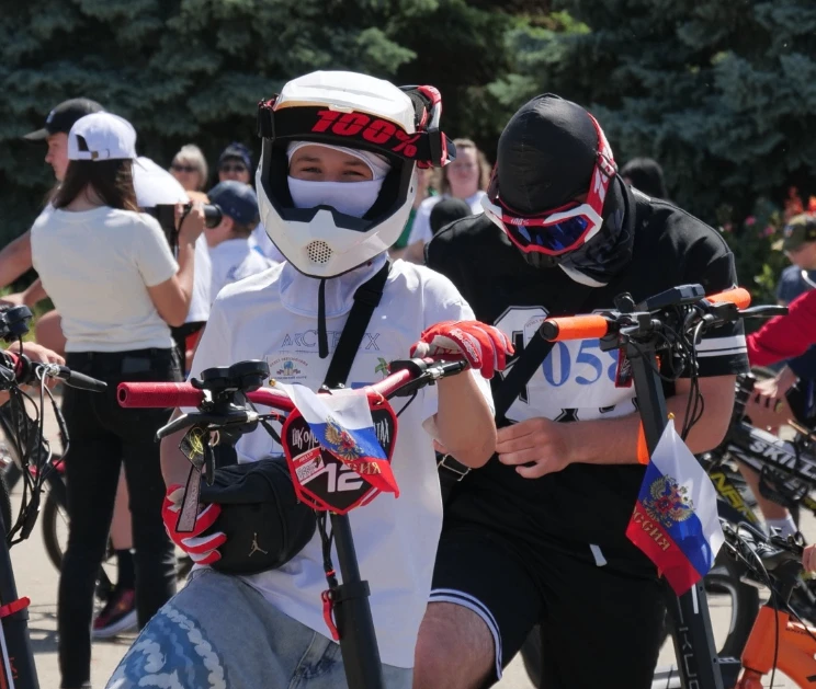 В ходе благотворительного велопробега, который прошёл сегодня в селе Кочубеевском, организаторам уда
