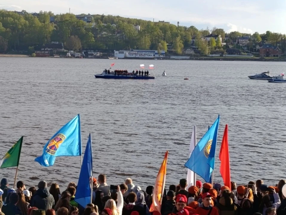 Венок Победы
В Костроме уже несколько лет подряд в дни, предшествующие 9 Мая, проходит акция «Венок 
