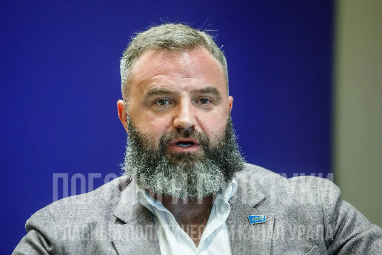 Столичный протеже Слуцкого сохранит мандат депутата свердловского заксо. В беседе с ПиГ...