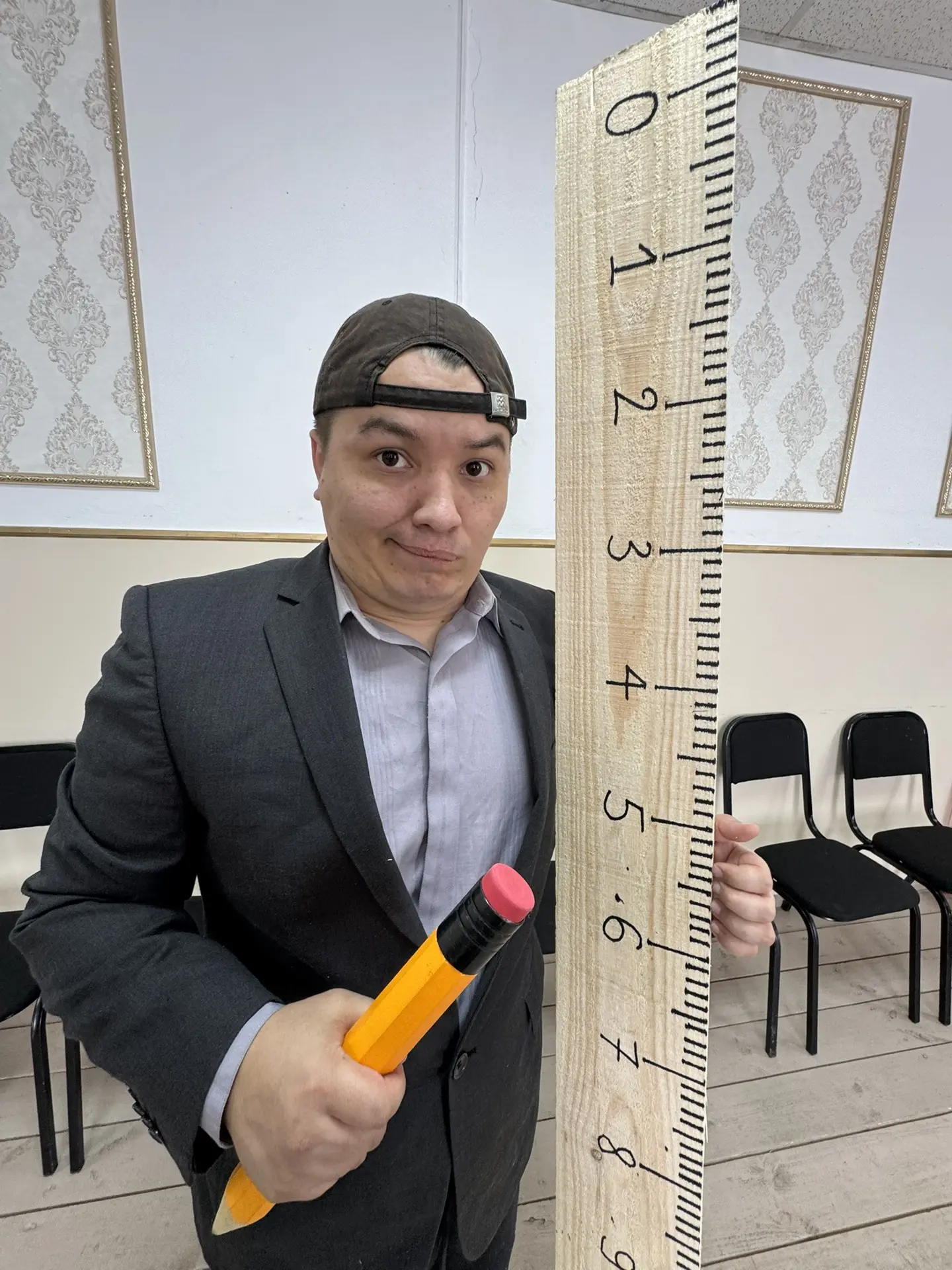 НУ ЧТО , С ДНЕМ ЗНАНИЙ😭