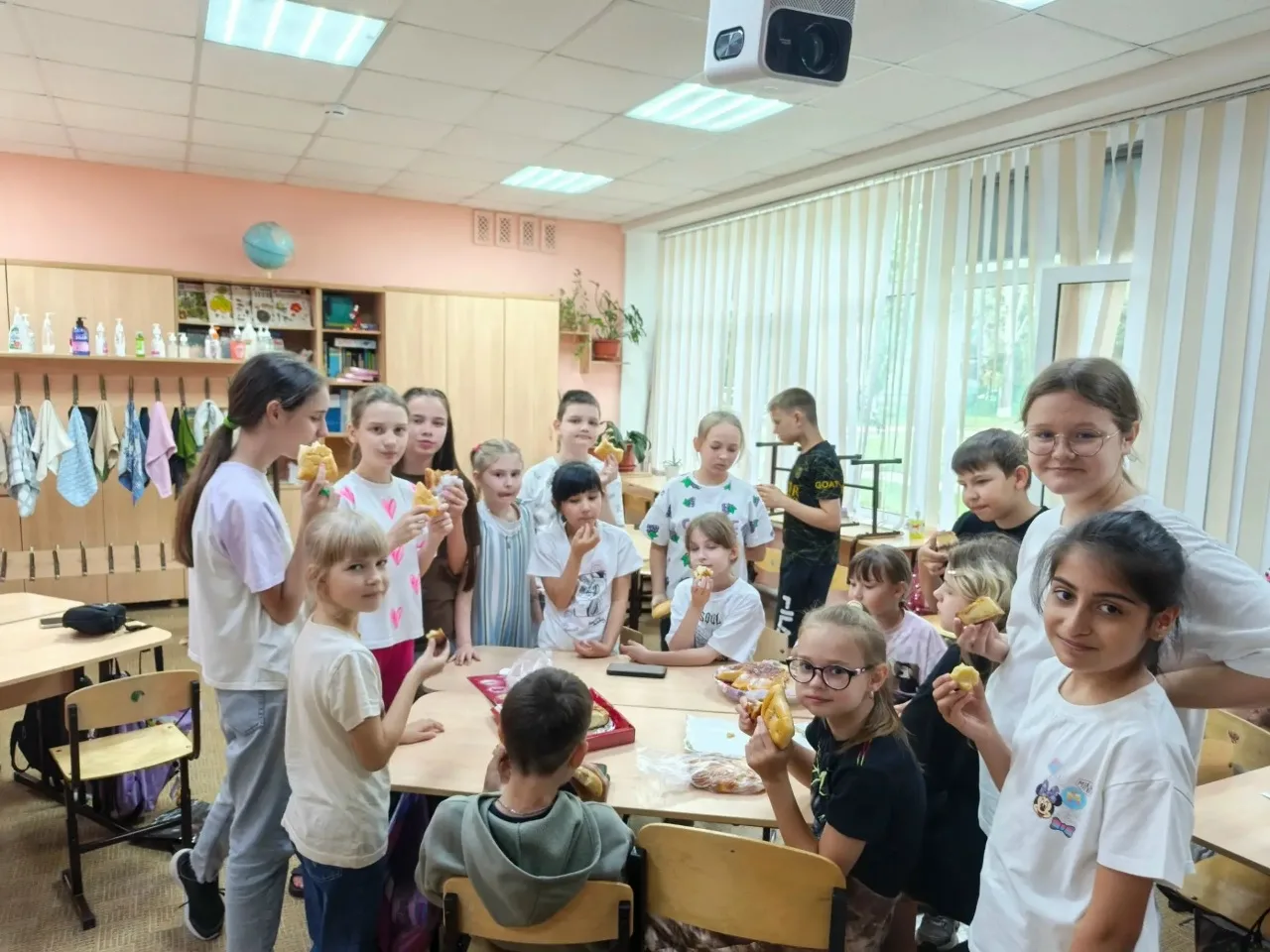 Сегодня в нашем лагере в рамках празднования Яблочного штруделя ребята собрались на тёплое и душевно