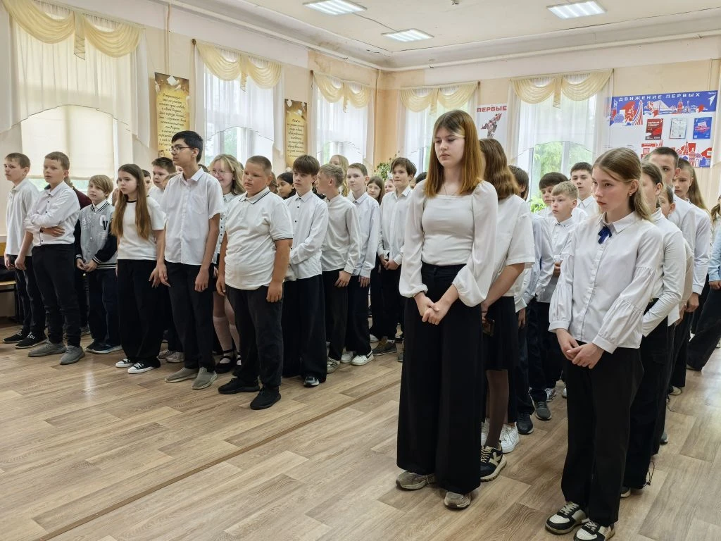 🎓 Итоги года: отличники, активисты и юнармейцы!