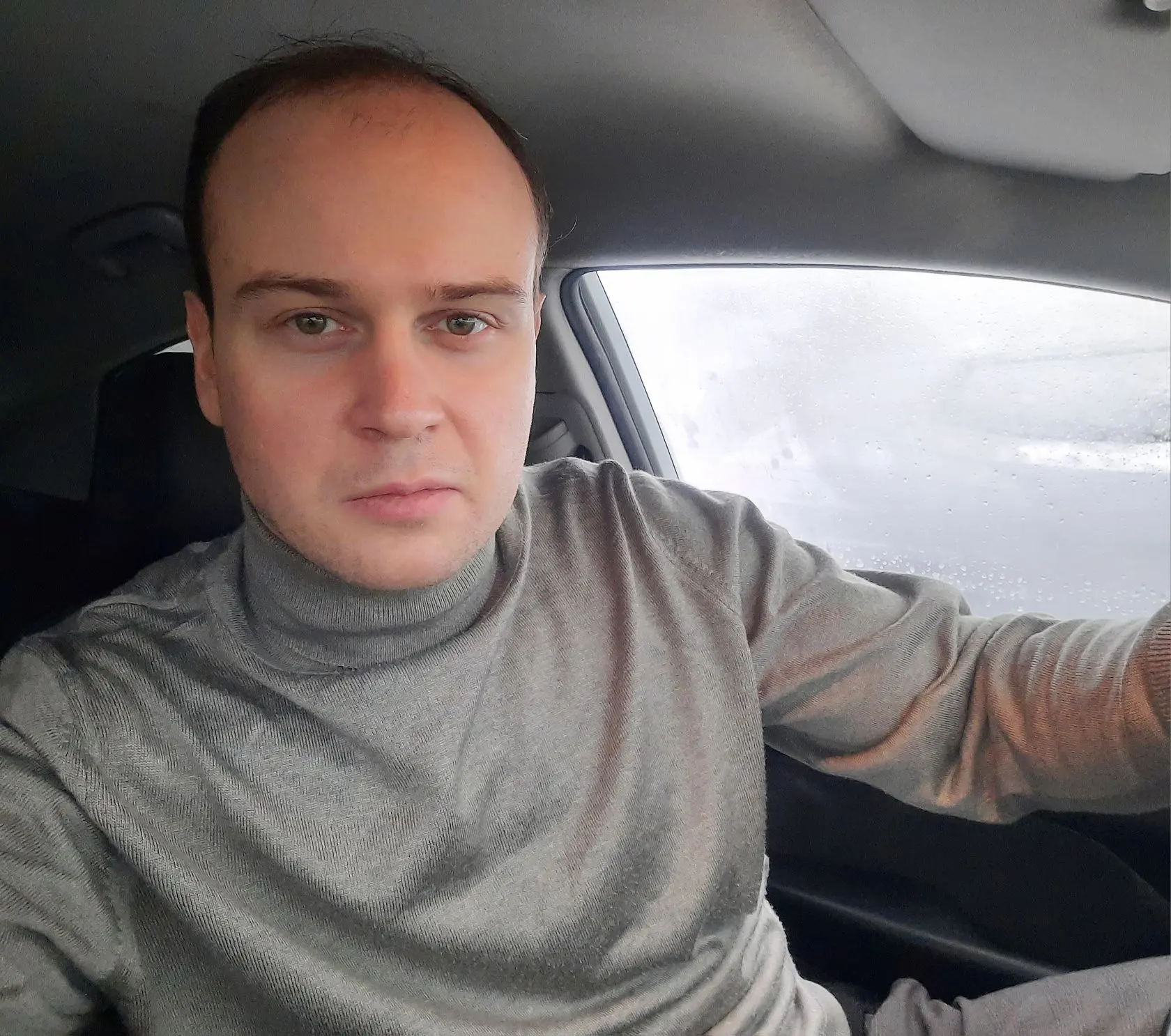 Попал в чью-то очередную пургу. 🌫