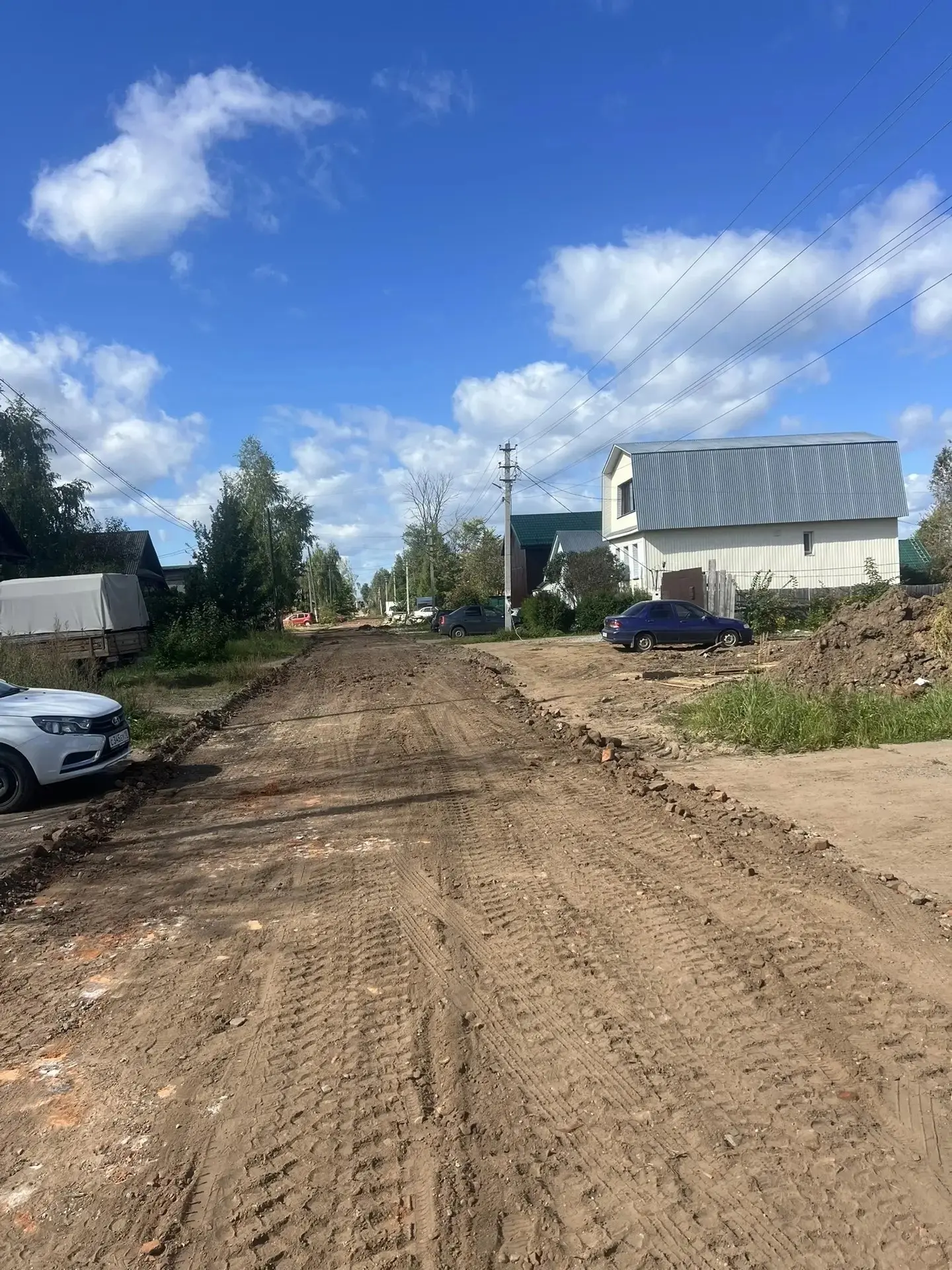 Продолжаем работы по щебенению дорог в частном секторе. Эта тема стабильно входит в чис...