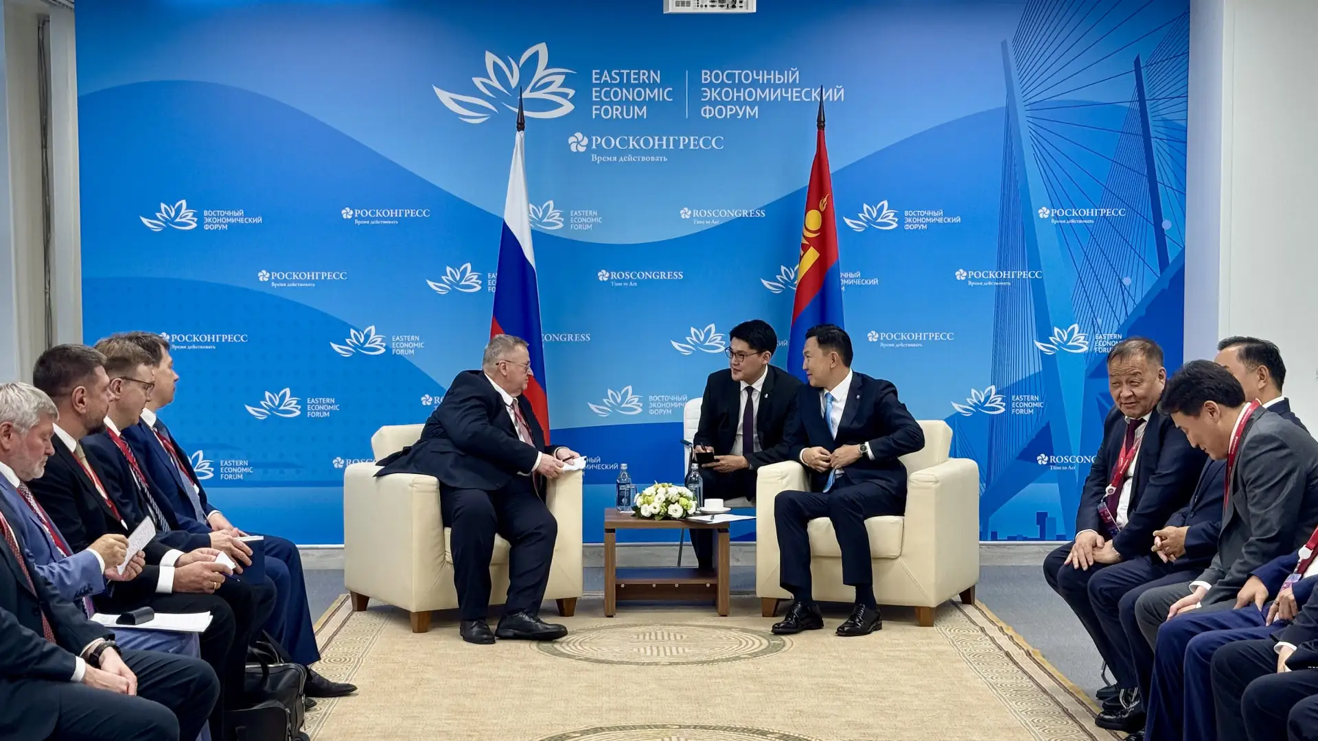 🇷🇺🇲🇳Алексей Оверчук встретился с премьер-министром Монголии Ням-Осорын Учралом
