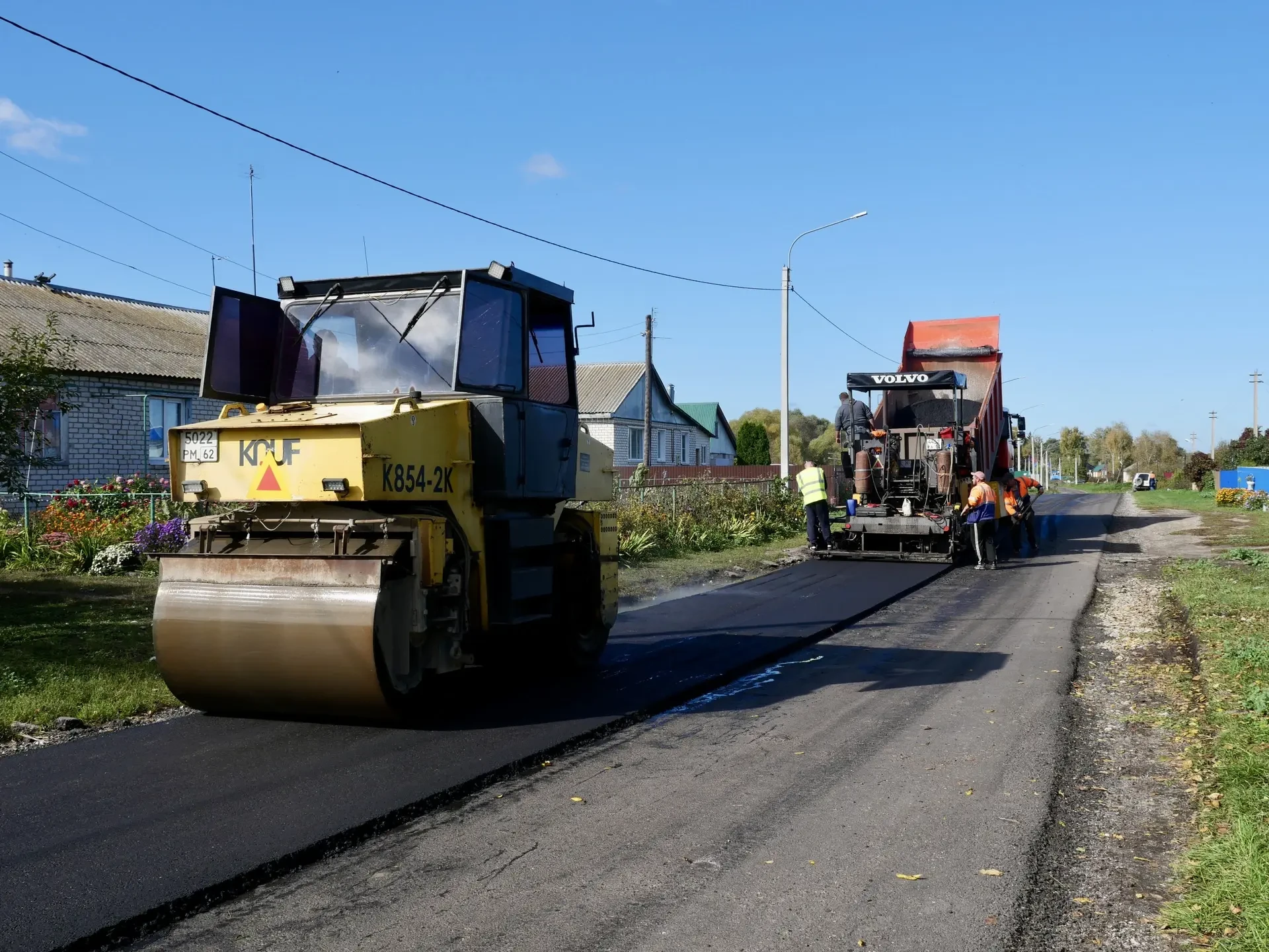 🛣️ В Александро-Невском округе продолжают ремонт дороги Верхний Якимец — Новотишевое