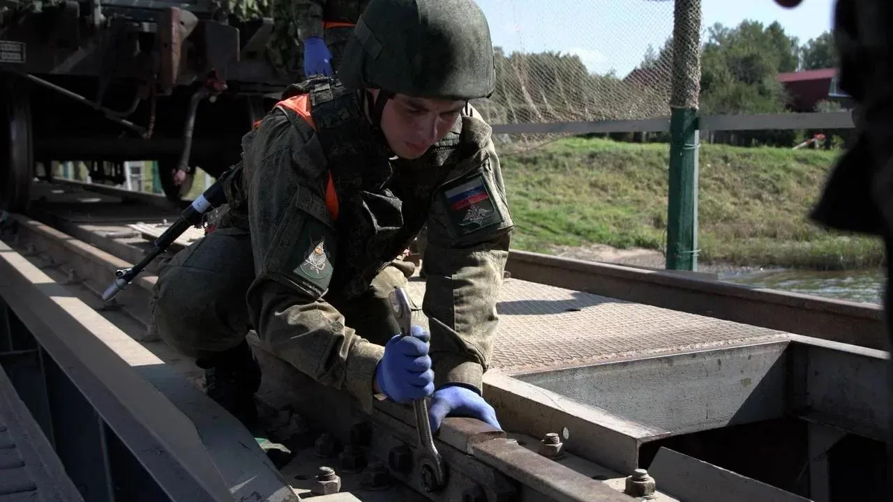 🪖 Сквозь огонь и воду