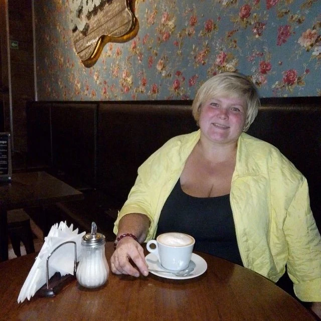 👧 Елена, 49