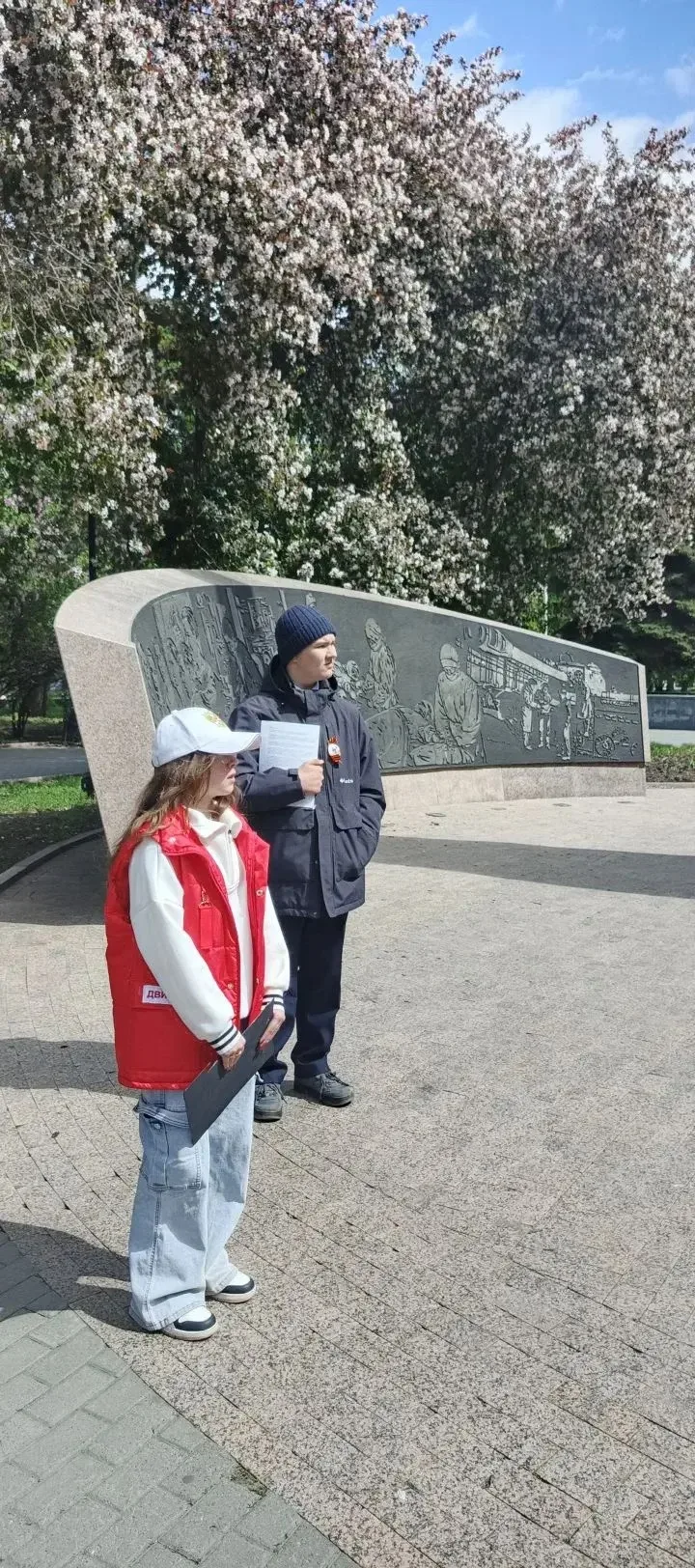 🔟мая учащиеся МБОУ "СОШ 105 г. Челябинска" посетили образовательную экскурсию "У Памяти на посту".  