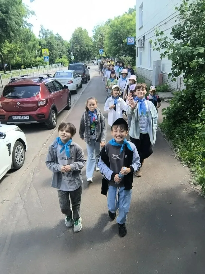 Сегодня в четвертый летний день пришкольного лагеря "Радуга" детям провели интересное мероприятие "И