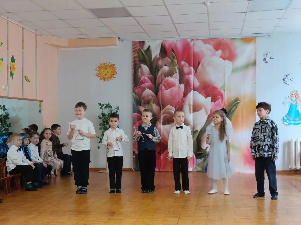🌸 Весеннее развлечение в подготовительных к школе группах!