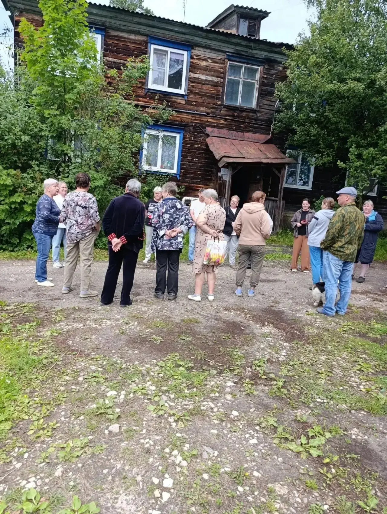 В Шумерлинском округе проходят встречи с жителями в рамках партпроекта «Школа ЖКХ» 

Председатель Об