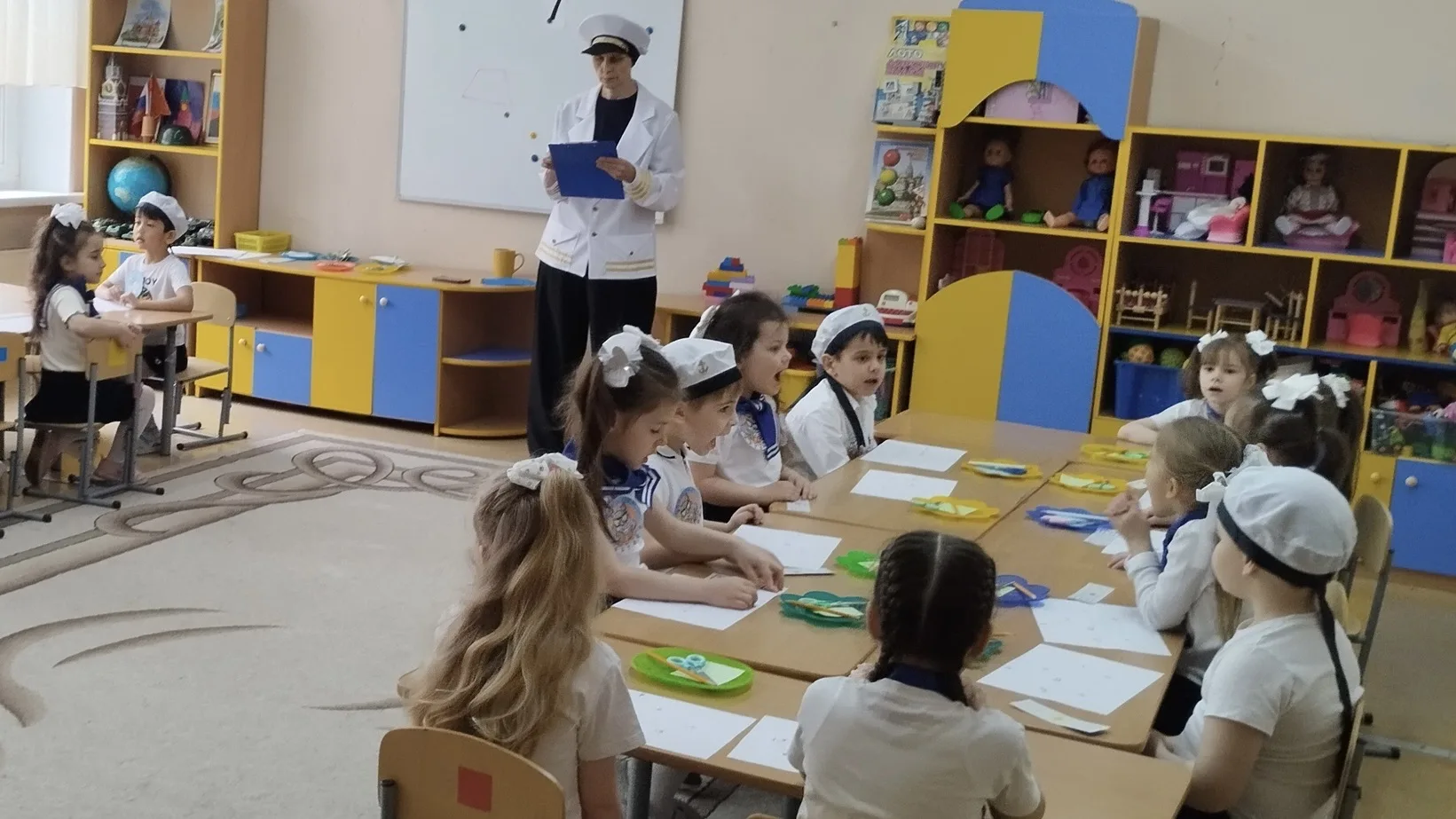 «Путешествие по островам» у дошколят  🏝️ 9 апреля в группе 5-6 прошло открытое занятие по познавател