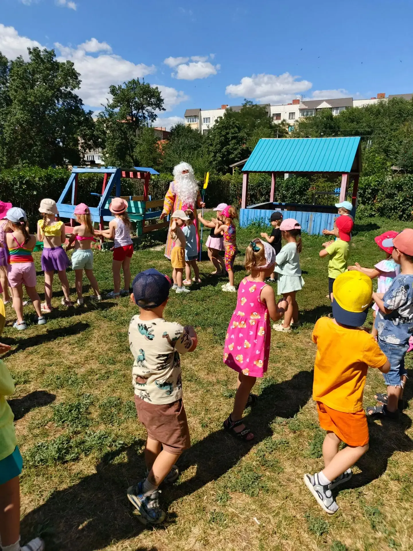 Весело и развлекательно прошел в детском саду ,,Буратино" замечательный праздник - День...