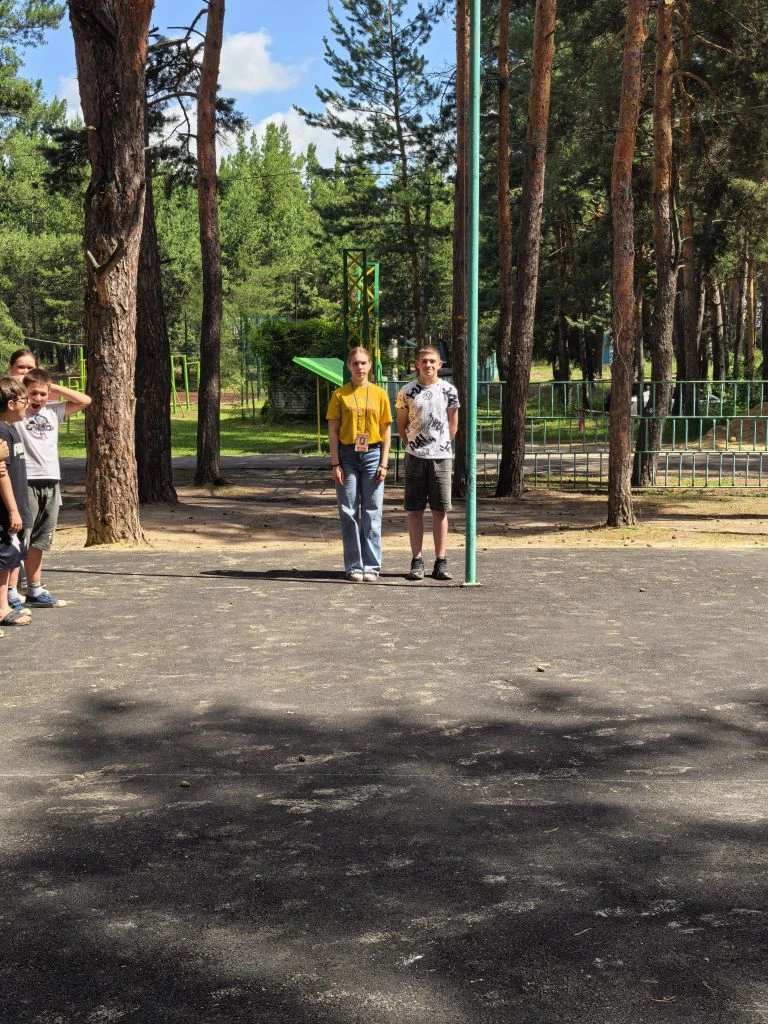 Церемония поднятия флага 🇷🇺
Каждый понедельник проводится на нашей смене