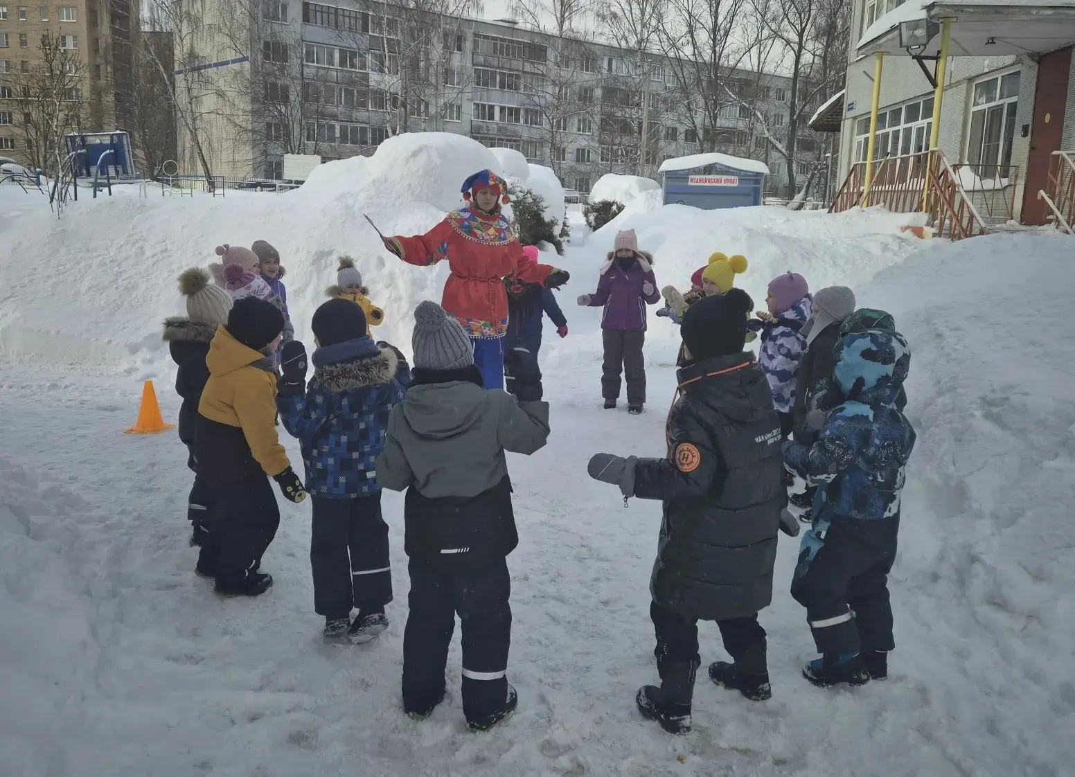 🥞Весёлый праздник "Масленица" проходил в #ДО_Родничок очень дружно целую неделю – с песнями, играми 