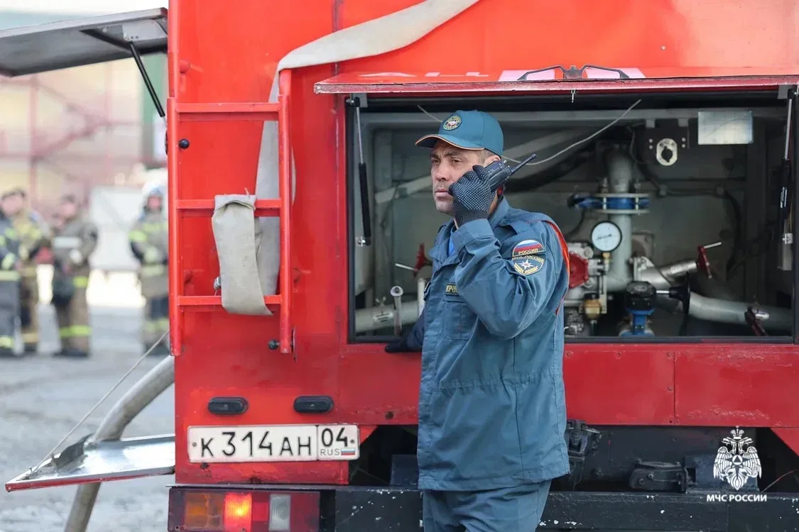 ⚠️ В Онгудайском районе расчистили дорогу после обвала скальной породы