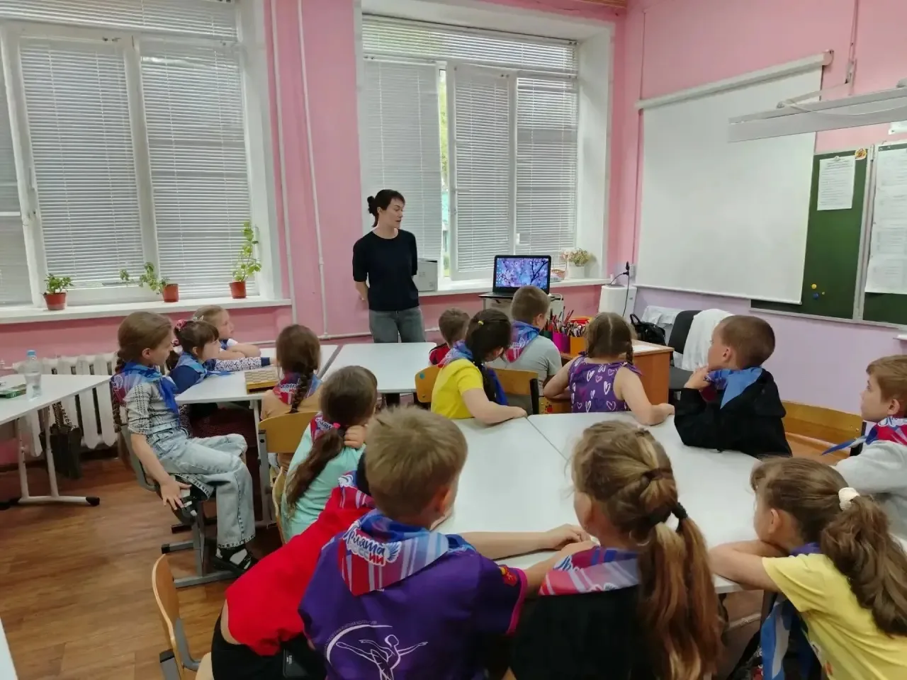 В нашем центре образования прошла «Минутка безопасности». Поговорили о главных правилах для тех, кто