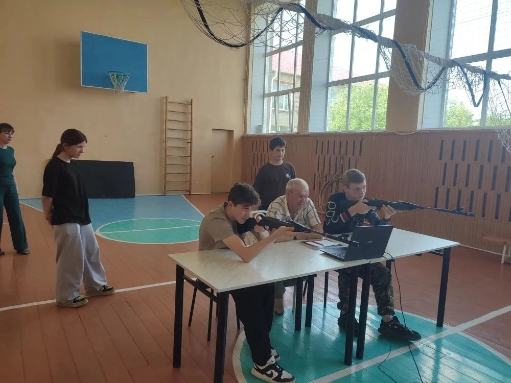 16 июня в Форпост-Каргатской средней школе началась акция «Лето с ГТО». Она продлится до 24 июня. В 