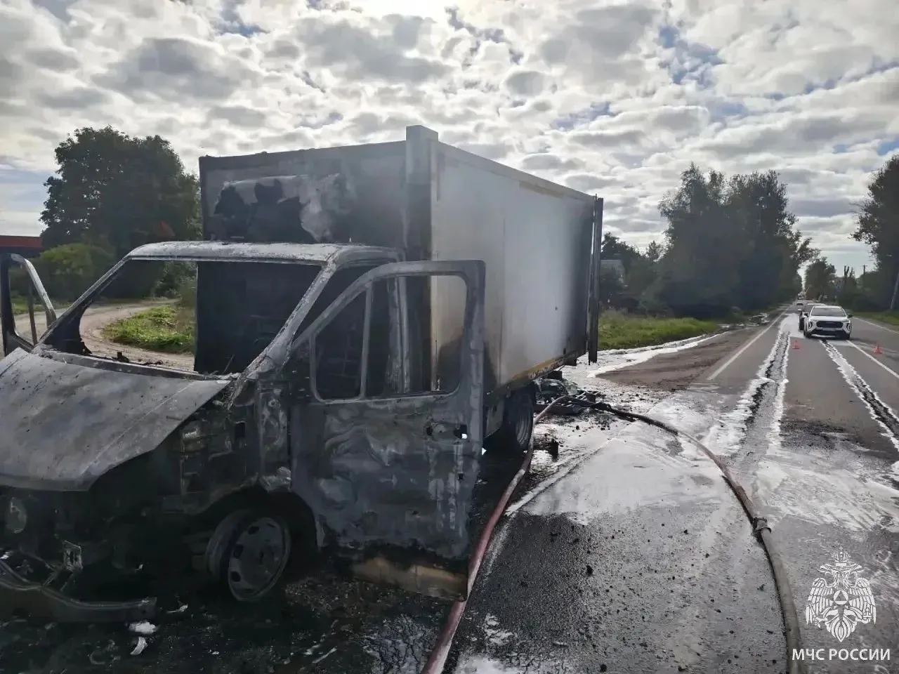 ️В Гатчине произошло возгорание грузового автомобиля «Газель» — фрижератора. Автомобиль...