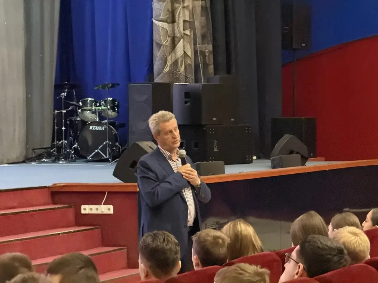 🔥 Курсанты ХГМА на встрече с легендой!  Курсанты Херсонской государственной морской академии стали у