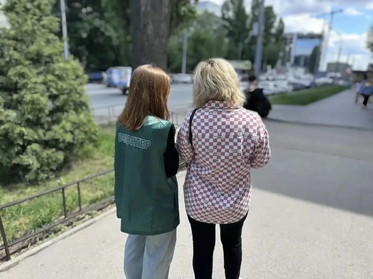 📢 Вместе с волонтерами жители Октябрьского района продолжают выбирать территории для благоустройств