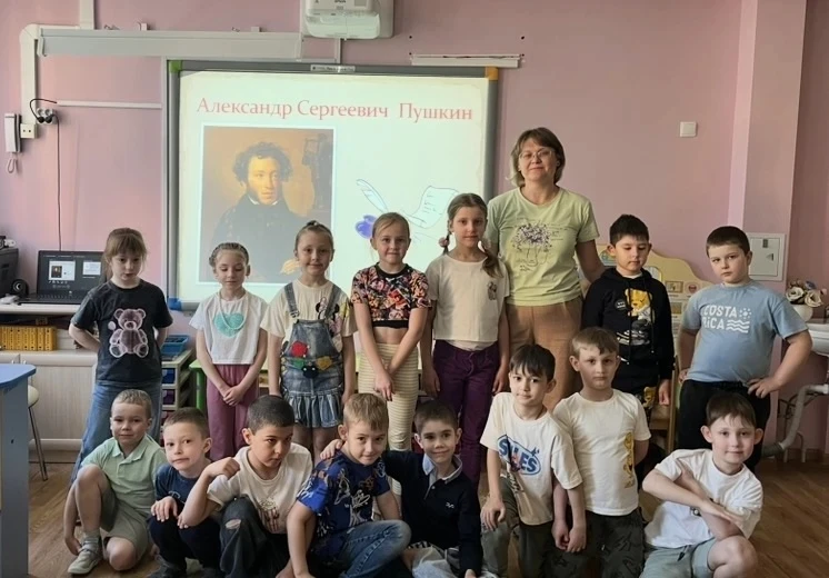 Ежегодно 6 июня, в день рождения великого русского поэта А. С. Пушкина, в России отмечается Пушкинск