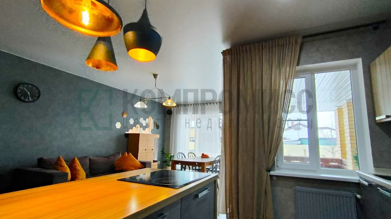 📍 Просторный дом с террасой и садом    🏠 Про дом:  ✅ 128,7 кв.м., 3 спальни, кухня-гостиная 32,9 м² 