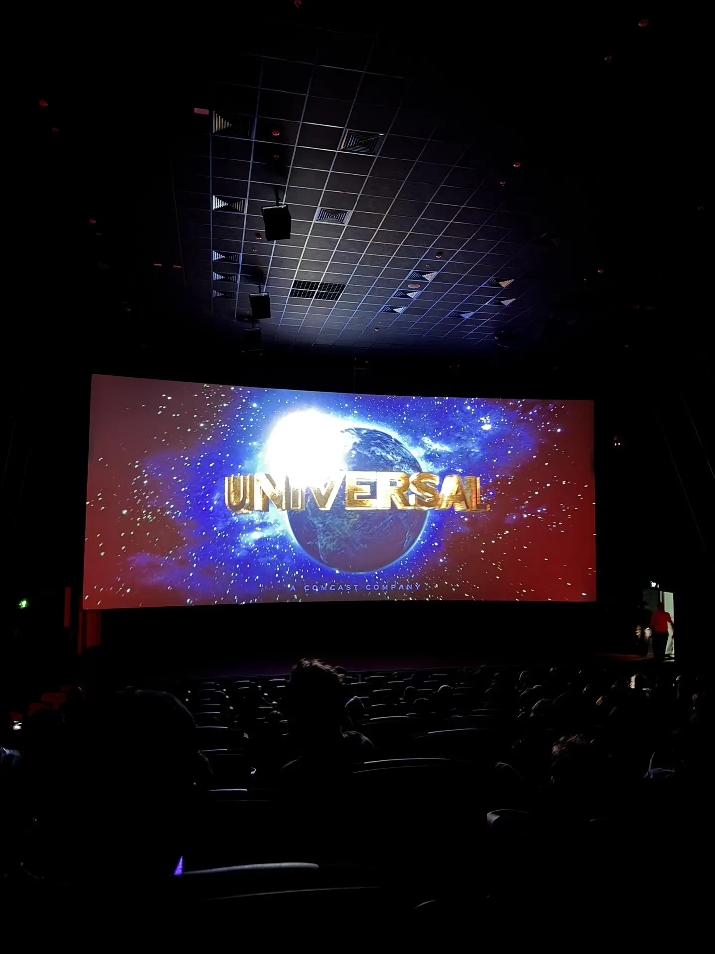 🍿 Время выигрывать у меня билеты и идти в кинотеатры на «Одиссею» ⛵️ 

Я посмотрел вчера, фильм шик