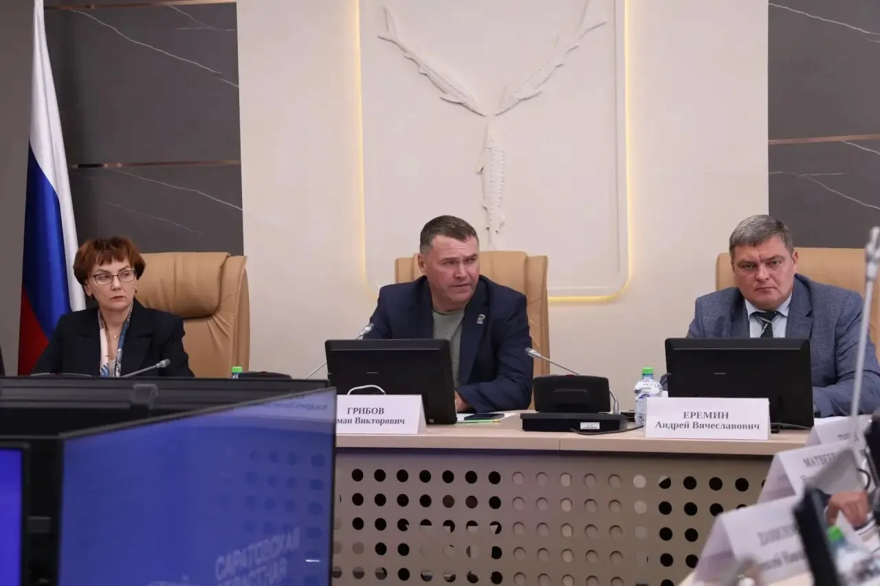 Сегодня на совещании в парламентском центре Думы вместе с коллегами по фракции «Единая ...
