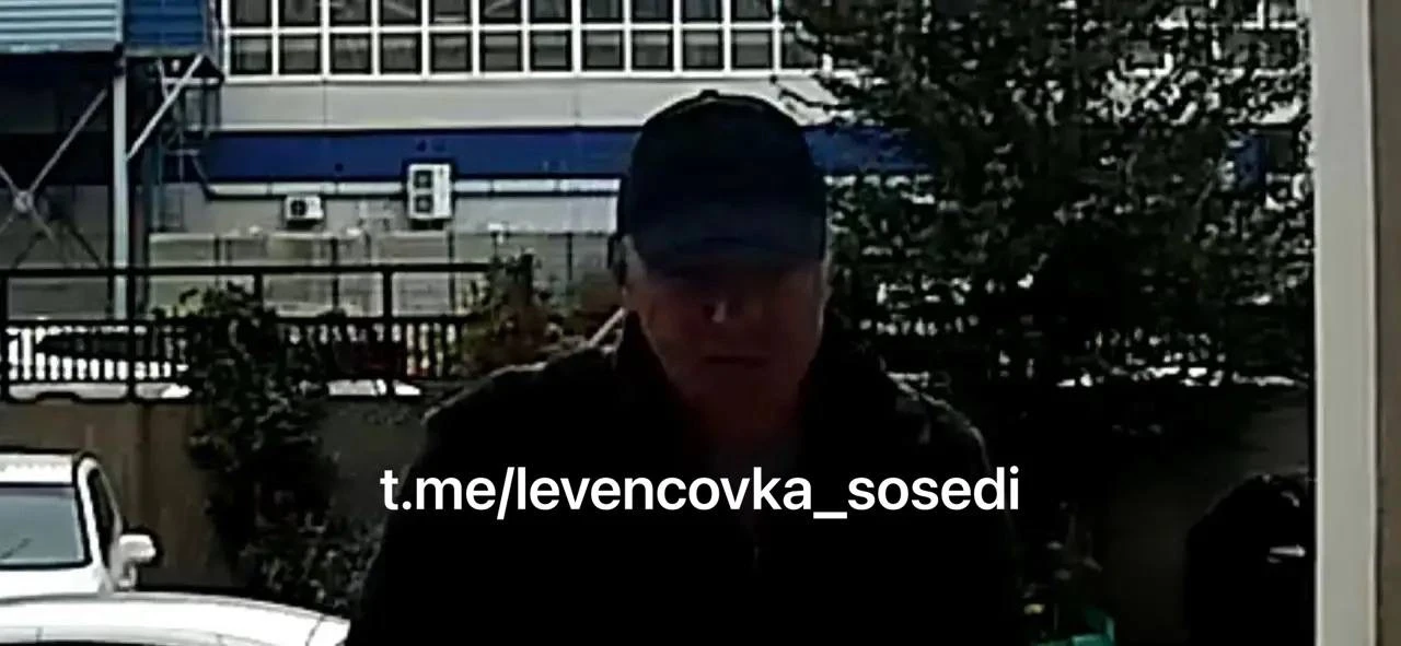 Жданова 11, сегодня в период с 09.55 по 10.07 не известный украл у нас велосипед с тамб...