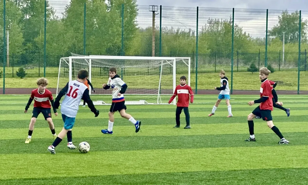 ⚽️22 мая в полысаевской спортивной школе прошёл футбольный турнир в память о выпускника...