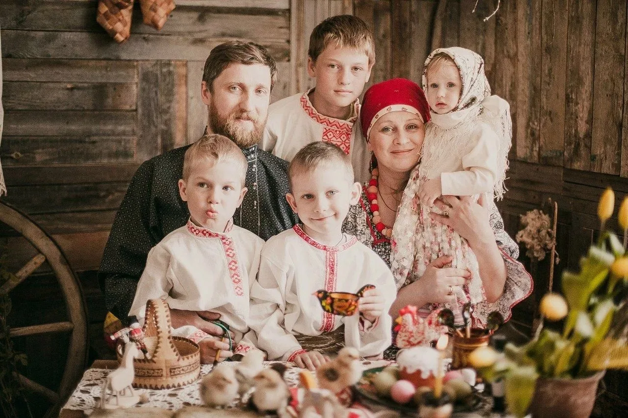 КАК ПОЧУВСТВОВАТЬ БЛАГОДАРНОСТЬ К РОДИТЕЛЯМ