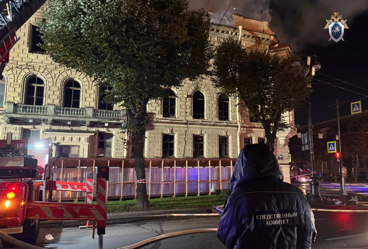 Причиной пожара в особняке Миллера могли стать сварочные работы