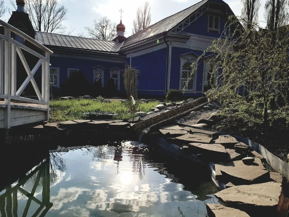 Каждая русская монашеская обитель уникальна. В городе Балашове до революции был монастырь, который с