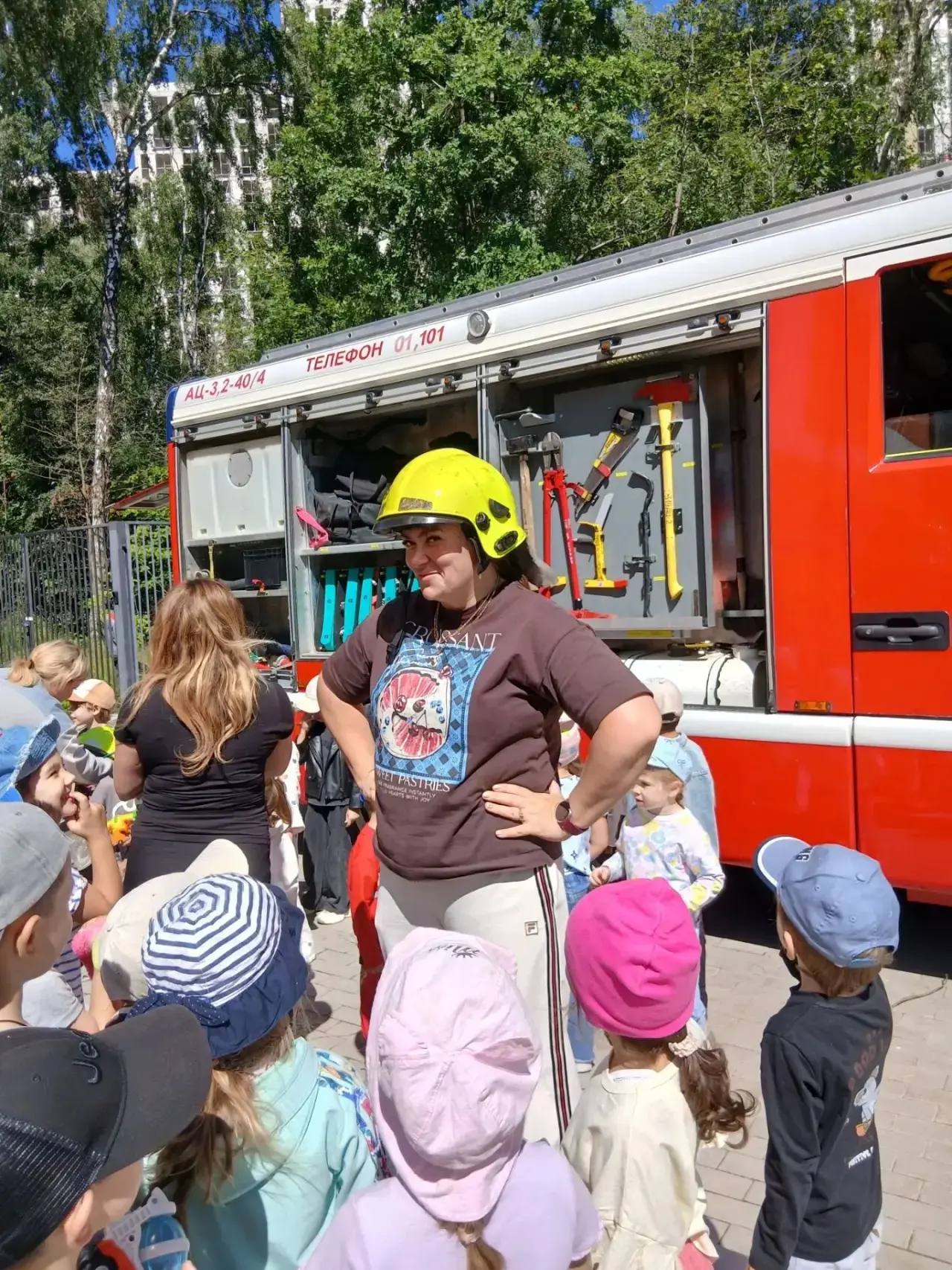 🧯Когда пожарные приходят в гости 

🧑‍🚒 К дошколятам ОПД18 и Д4 приехали сотрудники пожарной служб
